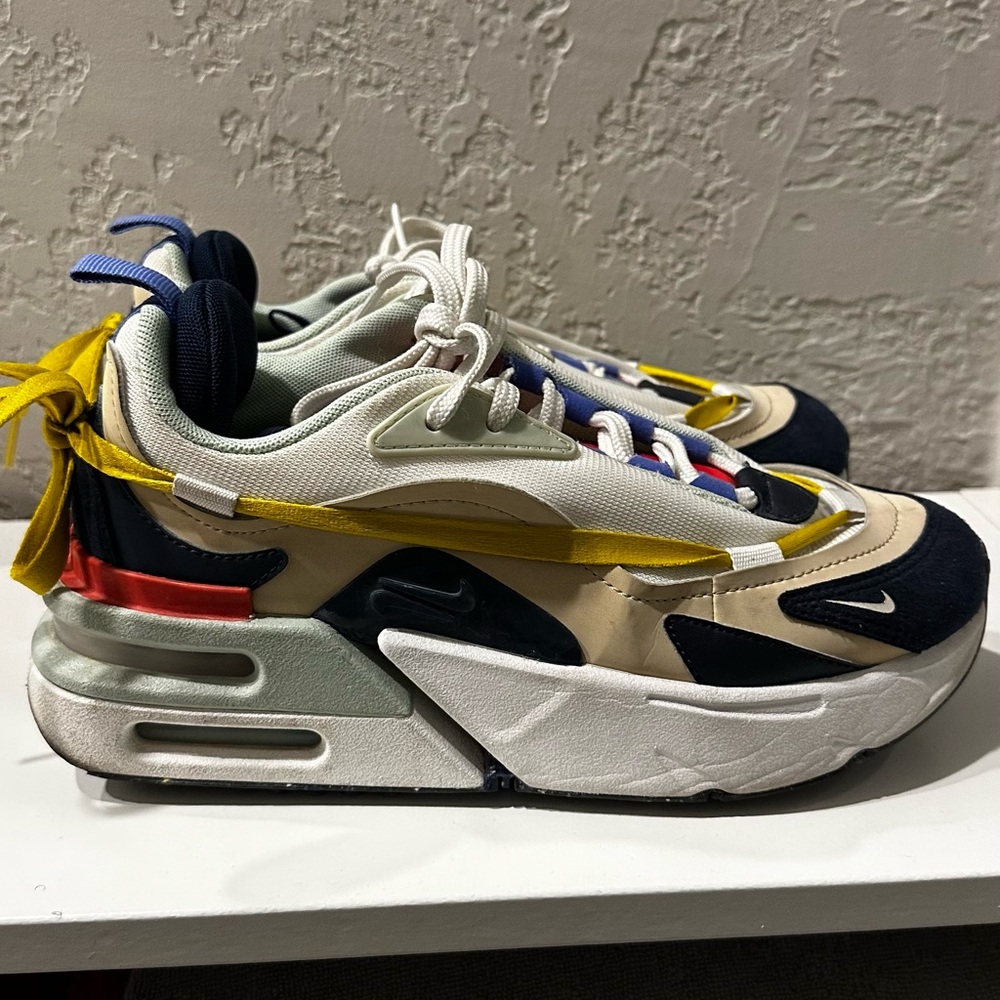 Great condition womens nike fusion Nikes size 6.5